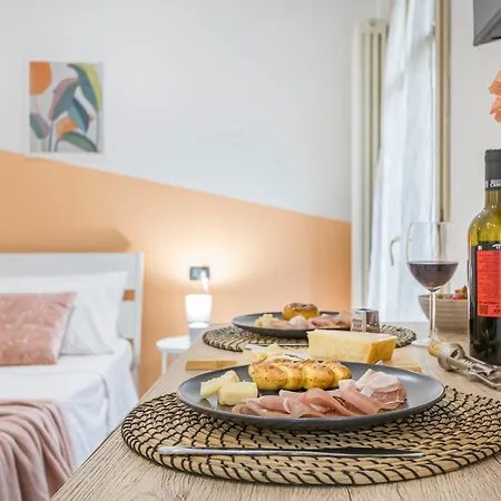 Vista Duomo, 4 Persone, Wifi, Aria Condizionata, Smart Tv Appartamento *