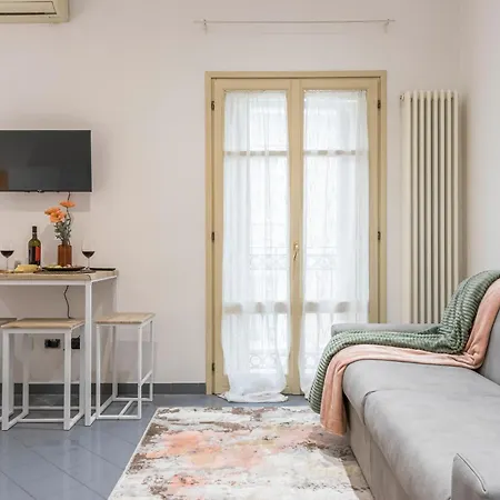 Vista Duomo, 4 Persone, Wifi, Aria Condizionata, Smart Tv Apartment Parma