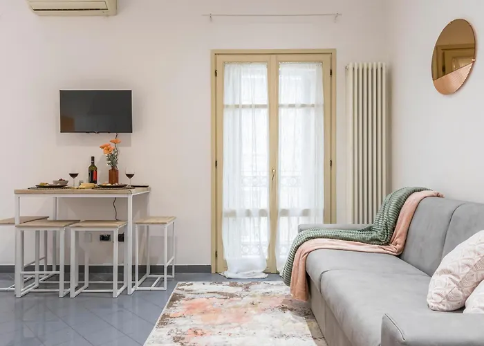 Vista Duomo, 4 Persone, Wifi, Aria Condizionata, Smart Tv Apartment Parma