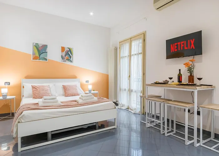 Vista Duomo, 4 Persone, Wifi, Aria Condizionata, Smart Tv * Parma